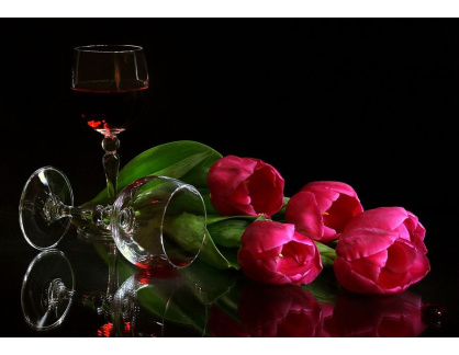 VZ128 Zátiší s tulipány a sklenicemi na víno